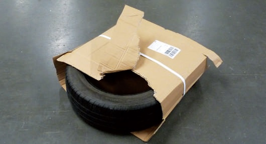 zle-zapakowana-opona-dhl-1