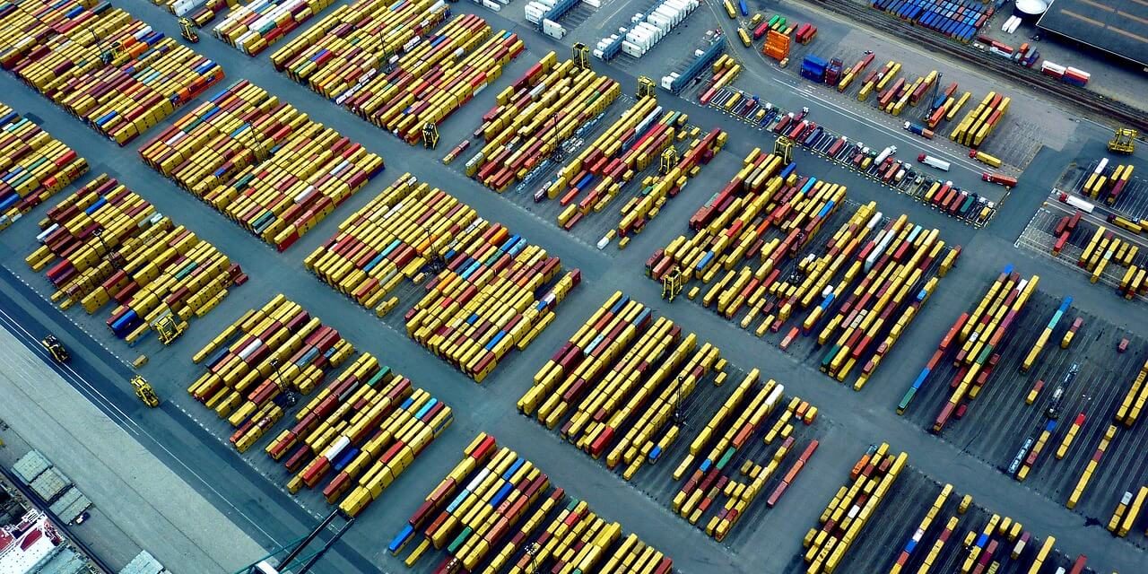 Logistyka i spedycja morska kontenerowa